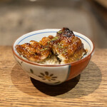 柳家 - 長良川天然鰻蒲焼き