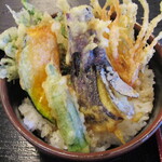 Juuwarisobakoga - 野菜天丼（アップ）