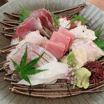 魚菜屋 常峰 - お造り盛り合わせ