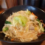 ちぇん麺 - 野菜たっぷりあんかけ焼きそば。