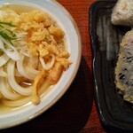 本格手打 いわしや - ひやかけ\450。珍しくおむすびとナス天。