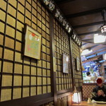 いづ重 - 店内中央の様子。