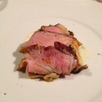 エミリア - 中勢以の熟成豚肉のロースト　イチジクとポルチーニ茸のソース
