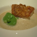 レ セゾン - 12.5甘鯛の松かさ焼き風 うすいエンドウのソース