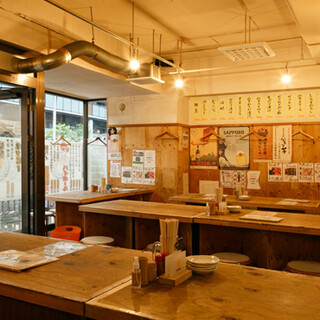 賑やかで活気ある店内！様々なシーンにご利用ください