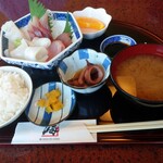 海 - 刺身定食1000円税込