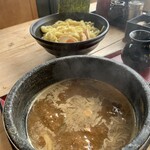 麺屋　花月 - つけ汁　アップ
