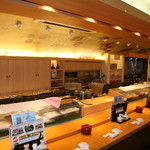 うまい鮨勘 - カウンター席