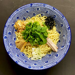 東京煮干屋本舗 - パクチー油そば