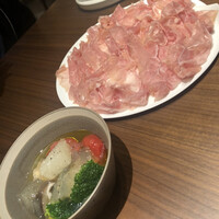 ERUTAN RESTAURANT BAR - 