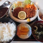 カレー・ザ・ハウス MITAKA - 豚ロースカツ定食