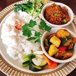 キーマカレーとチャイ なるせ堂 - 二種盛りキーマ