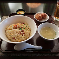 杏仁坊 二子玉川店 - 五目チャーハンと唐揚げ　杏仁豆腐・烏龍茶付き