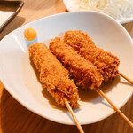 Kushikatsu Senri - 串かつ　1本190円