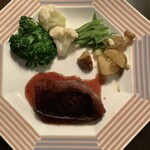 Homemade delicatessen PERE - 鴨肉のロースト（盛り付け）