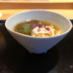 にい留 - 海蘊と渡蟹の酢の物にキングデラウエア