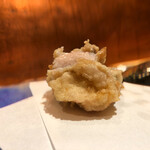 にい留 - 桑名の蛤、半割にて提供