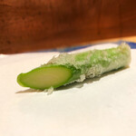 にい留 - アスパラ中心とても瑞々しい♫