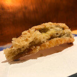 にい留 - 江戸前天ぷらでギンポ食べずして語るなかれと迄言われる程の昔から珍重されたネタですが、今では超希少ネタ！江戸に引かれる前に全て買い占めたのだとか、運良く頂けた事に有難く感謝して頂きました。