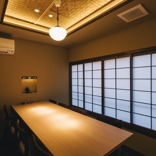 2階個室（8名席）