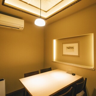 2階個室（4名席）