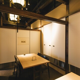 2階半個室（4名席）