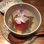 ろっかん - トマトとジュンサイ