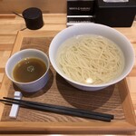 MENYA KABUKU - 釜揚げトリュフうどん1400円