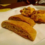 オステリア・イル・カスターニョ - 自家製　ビスコッティ