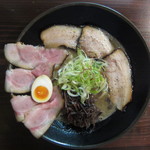 かしや - 濃厚とんこつらーめん（リニューアルスープVer）