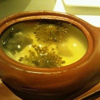 御膳房 六本木店 - 天麻入り烏骨鶏のスープ