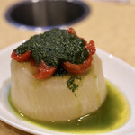 波へい - 大根グリーン 〜セミドライトマトと大葉のソース〜