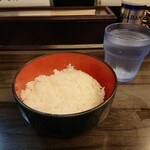 横浜家系らーめん 武術家 - 終日無料お替り自由ライス