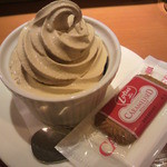 キャピタルコーヒー - 料理写真:コーヒーゼリーソフトクリーム＠525