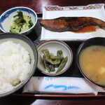 山昭鮨 - ぶり照り焼き定食 700円