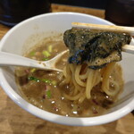 煮干し中華そば 一剣 - まずは海苔巻き