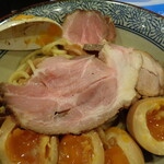 煮干し中華そば 一剣 - レアチャーシュー