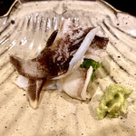 安久 - トリ貝（舞鶴産）〜今の時期、旬で流行りなのだろう。最近、和食屋さんでよく頂く舞鶴の大振りのトリ貝。