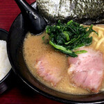 せい家 - 17年2月太麺油少なめ半ライス