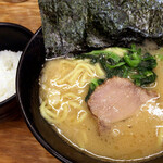 せい家 - 16年3月太麺油少なめ半ライス