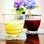 Organic Cafe ゆきすきのくに - りんごとぶどうの自家製発酵ジュース。シュワシュワ鼻発泡^^