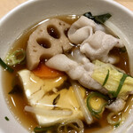 Hitori Shabushabu Nanadaime Matsugorou - 根菜類を楽しむ