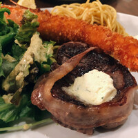グリル 小松屋 - ベーコン巻きステーキ・エビフライ グリル 小松屋 - ベーコン巻きステーキ・エビフライ