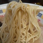 丸星ラーメン - 麺リフト