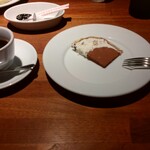 ガンバコルタ - ４品目    ズコット、レギュラーコーヒー。