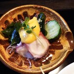 千峻 - 大ぶりタコ・ワカメ・きゅうりの酢味噌