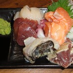 揚鶏屋　伊予 - 刺身盛り合わせ