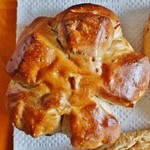 ロリアン - 「パン①」\120です（5/29UP）