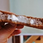 ロリアン - 「パン②」割った状態です（5/29UP）