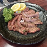 焼肉 明月館 - 上タン塩焼（2000円）